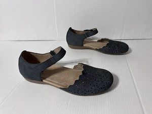 Earth Origins Brynn Blue Perforated Leather Upper Sandal Women Size 9 1/2 - Picture 1 of 10