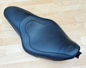 Harley Sportster Mustang Tripper Fastback Smooth Dual Seat Saddle 04-21 XL 76290 - Picture 1 of 24
