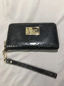 Michael Kors Zip Around Wristlet Wallet Black Python Print 6" - Picture 1 of 11