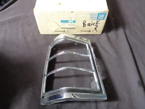 NOS 1978-80 Century Parking Lamp Turn Signal Trim Bezel Surround Door Molding RH - Picture 1 of 6