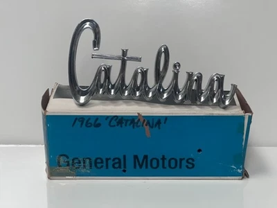 Pontiac Catalina 1966 emblema nuevo GM 9783495 Foto 1 de 4