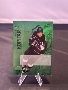 2023-24 Skybox Metal Universe Green Auto /10 Anze Kopitar #13 Auto - Bild 1 von 2