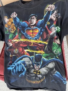 DC Comic T Shirt Super Heros Size M Batman Superman Wonder Women Black - Picture 1 of 7