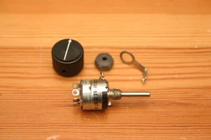 ROCKWELL COLLINS PRC-515 RU-20 - p/n CM41208-010 VOLUME POTENTIOMETER w/ SWITCH - Picture 1 of 5