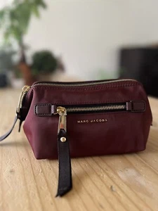 marc jacobs plum cosmetic bag (See pics for details) - Picture 1 of 9