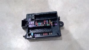 2017-2019 GMC ACADIA CABIN FUSE BOX 84040817 - Picture 1 of 10