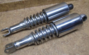 1980 Honda CB650 CB 650 C CB650C Rear Back Shocks Suspension Spring 1981 1979 80 - Picture 1 of 2