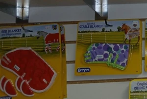 Breyer horse Christmas 2 blankets - Picture 1 of 1