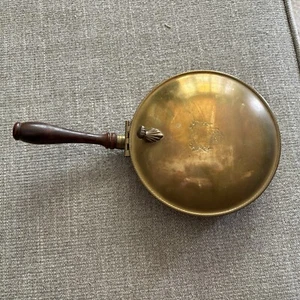 Vintage Brass silent butler with wood handle Crumb Catcher Italy - Picture 1 of 7
