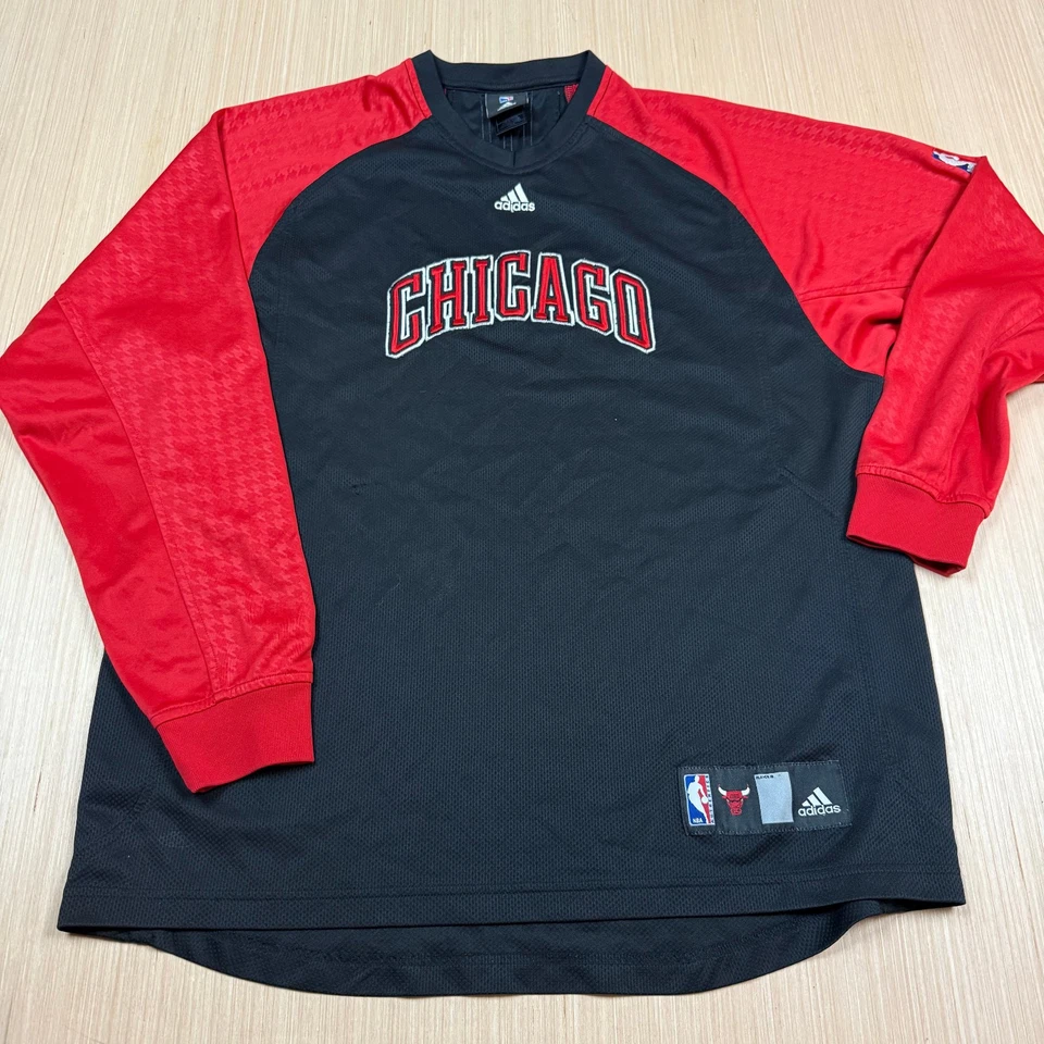 Camisa Jersey Masculina Grande Vintage Y2K Chicago Bulls Adidas Warm Up Shooting - Imagem 1 de 4