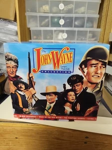 CLASSIC MOVIES SET! The John Wayne Larger Than Life Collection -8 VHS Tapes/1994 - Picture 1 of 23