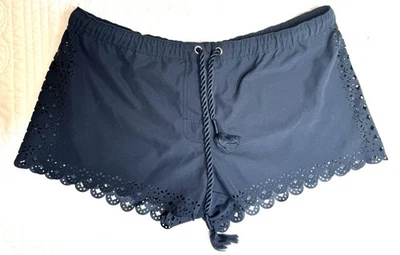 Boardshorts Seafolly Bella azul marino festoneado para mujer medianos Foto 1 de 4