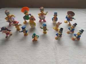 Vintage Donald Daisy Scrooge McDuck and More Figurine Lot 15 Pieces - Picture 1 of 4