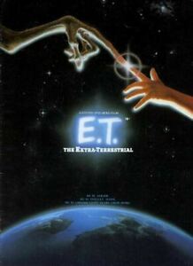 E.T. The Extra-Terrestrial Souvenir Film Brochure 24 pages photos articles 1982
