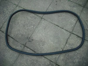 A GENUINE AUDI A6 C6 2004-2008 SALOON BOOT RUBBER WEATHER SEAL - Picture 1 of 5