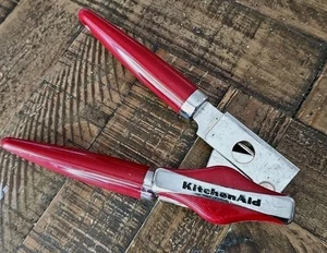 Kitchenaid Classic Can Opener, Empire RED, Ergo Grip, Easy Turn Knob Well made K - Picture 1 of 3