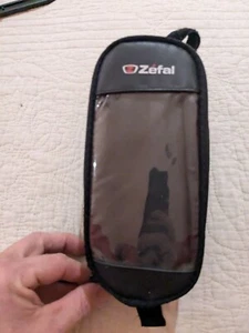Zefal bicycle pouch with tools - Picture 1 of 5