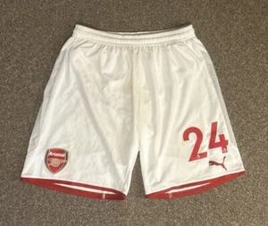 Hector Bellerin Matchworn/Issued Arsenal FC 2017/18 Home Kit Shorts, Medium, VGC - Picture 1 of 5