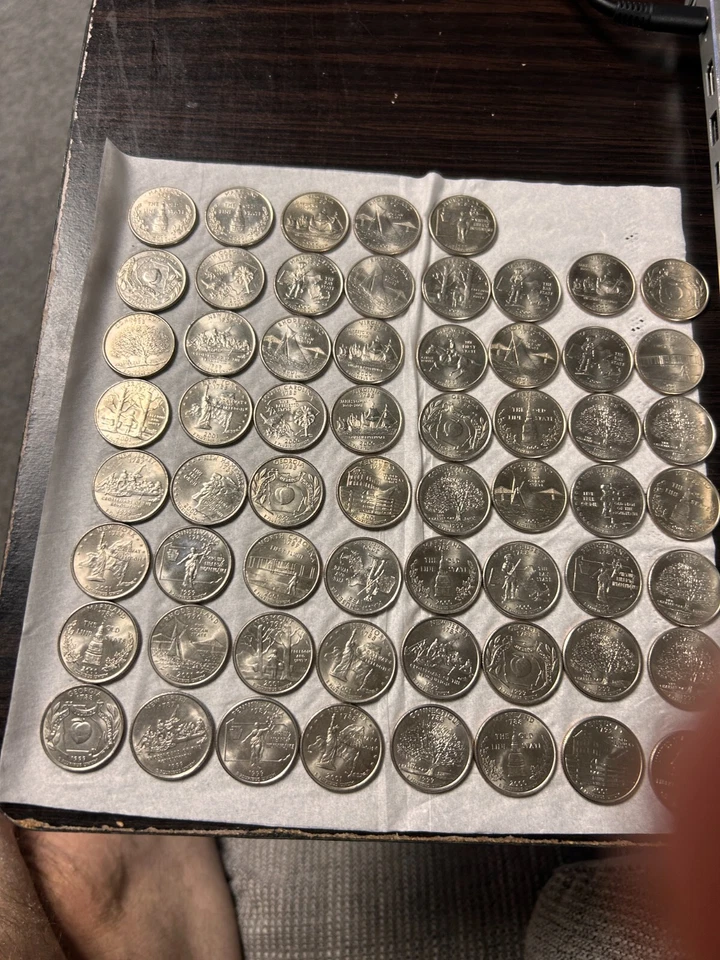 US 1999-2001  state quarters (Mostly p/ one d) - Image 1 of 1