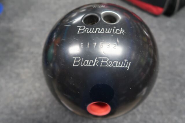 Vintage Brunswick “Black Beauty” Bowling Ball AMC 100 w/ Brunswick