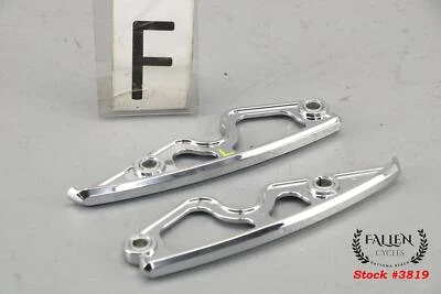 Harley Road King 2018 juego de inserciones de soporte de alforja cromo 90200547 Foto 1 de 4