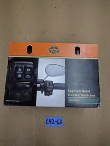 2014-2016 Harley-Davidson FLHR FLHRC Lighted Hand Control Switches 71500250 - Picture 1 of 9