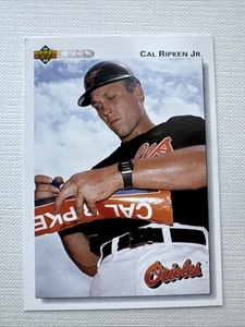 ⭐🦄 1992 Upper Deck - Cal Ripken #165 | Baltimore Orioles Salón de la fama - Imagen 1 de 2