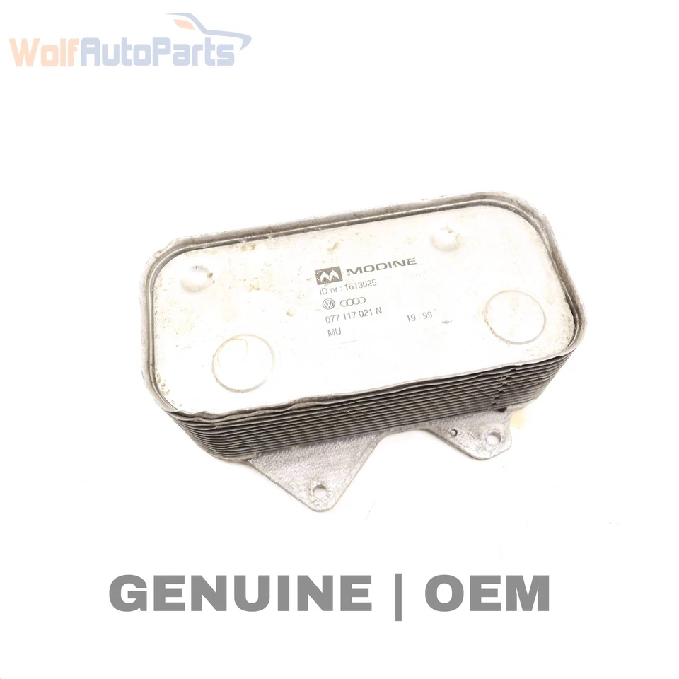 AUDI A8 QUATTRO 2000-2002 2004-2007 4,2 L - Enfriador de aceite del motor 077117021N Foto 1 de 4