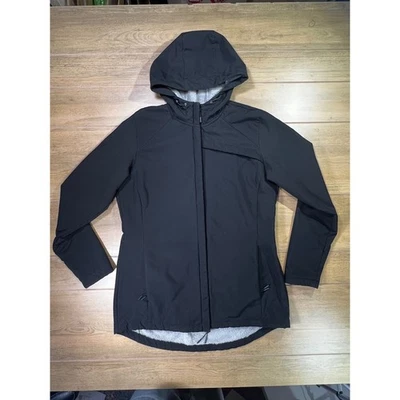 Chaqueta softshell New Balance negra con capucha forrada de vellón mediana para mujer Foto 1 de 4