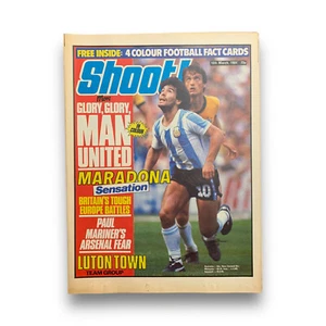 Shoot Magazine 10 March 1984 Maradona Luton Birmingham v Wolves Action Photo - Imagen 1 de 1