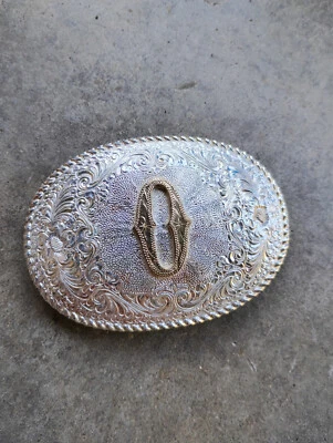 Hebilla de cinturón vintage Crumrine bronce letra O Western Foto 1 de 3