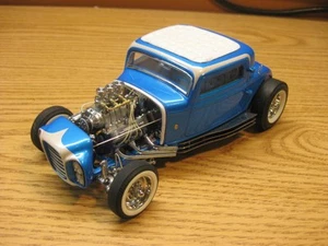 Ford "Little Deuce Coupe" 1932 de Danbury como nuevo, azul, ¡con caja y papeleo!! - Imagen 1 de 22