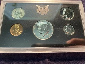 1968 US proof set; 40% Silver Half Dollar - Picture 1 of 9