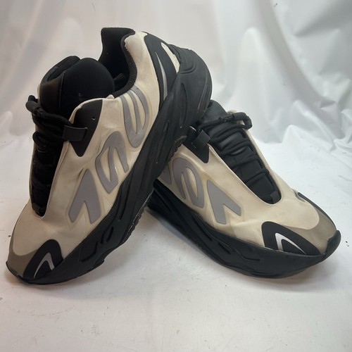 Adidas Yeezy Boost 700 MNVN "Bone" Uomo 8 5