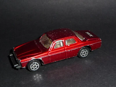 Modellauto Markenlos Jaguar XJ6L rot No. 412 Länge 7,5cm (U11) - Bild 1 von 4