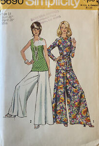 Haut vintage années 70 simplicité 5690 + pantalon jambe large motif couture palais non coupé taille 14