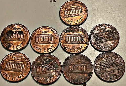 9 1999-D,no mint mark Lincoln memorial pennys with rare error close AM all coins Cover