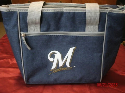 NWOT Milwaukee Brewers Crosshatch Cooler Zipper Insulated Lunch Bag Box Tote MLB Cover