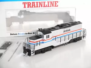 Walthers Trainline 931-123 GP 9M Amtrak Diesel Loco. Excellent cond.HO.2 rail DC - Picture 1 of 15