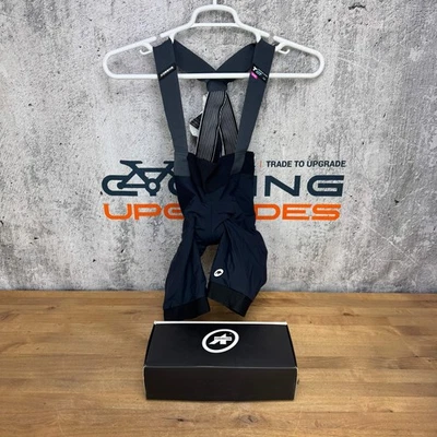 Новый! Женские велосипедные шорты-комбинезон Assos UMA GT XS черные рекомендуемая розничная цена производителя 190 долл. США - Изображение 1 из 4