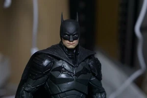 Cabeza pintada personalizada Mcfarlane The Batman - Imagen 1 de 4