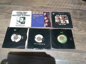 Lot 6 Vintage Beatles Picture Sleeves 45rpm Schallplatten Titel siehe Bilder - Bild 1 von 8