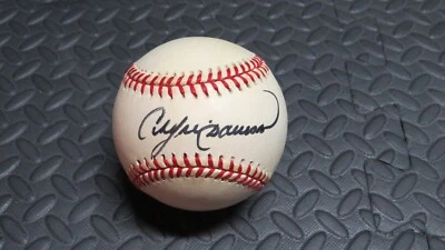Andre Dawson Montreal Expos Official MLB Signed Baseball Autographed Ball HOF - Image 1 of 4