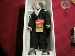 PARK AVE CLYDE Dynasty Doll Collection  - Picture 1 of 8