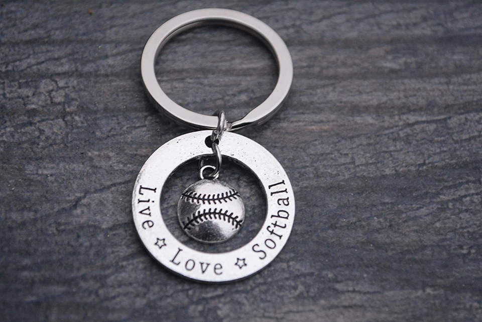 Softball Coach Keychain, Softball Jewelry, Perfect Softball Coach Gifts - Imagem 1 de 2