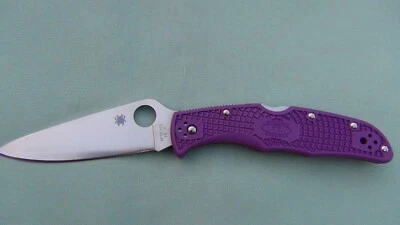Spyderco Purple Endura 4 Lightweight Flat Ground C10FPPR - Image 1 of 4