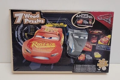 NUEVO Rompecabezas de Madera Disney Pixar Cars 7 con Caja de Almacenamiento Bandeja Juegos de Cardenales Foto 1 de 3
