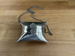 Asian Metal Purse - Imagen 1 de 3