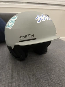 smith ski helmet medium With Scott Goggles - Picture 1 of 7