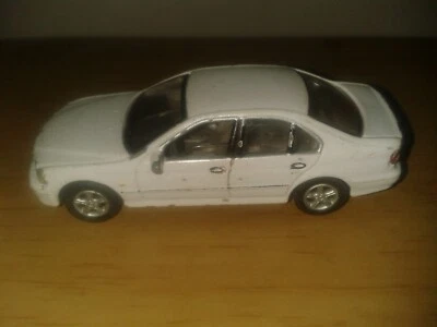 hongwell bmw 5er white  diescast car. DAMAGE. (D27b1) — 第 1/4 张图片